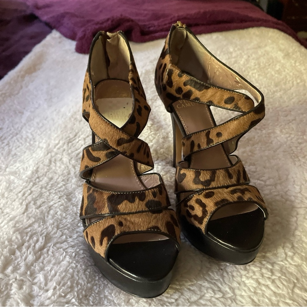 Vince Camuto Melva Leopard Print Calf Hair Strappy Stiletto Platform Heels 6.5 B